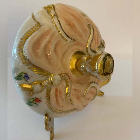 Carlin Comforts Pink Porcelain Vanity Perfume Decanter & Powder Dish - Picture 17 of 17